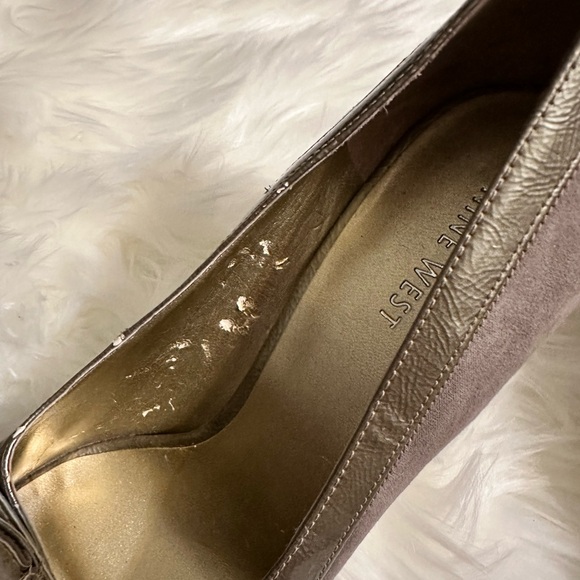 Metallic Heels - Picture 5 of 8